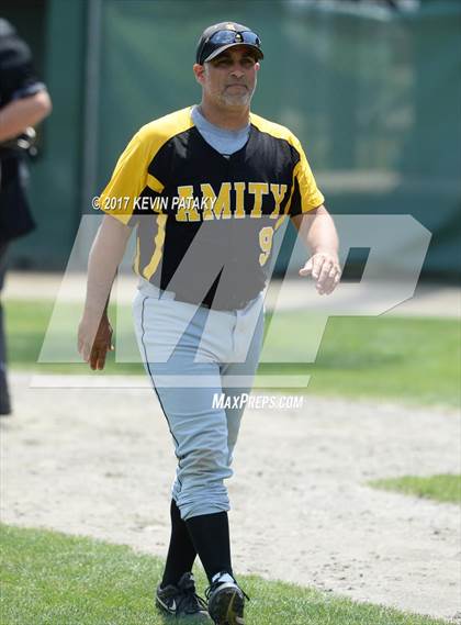 Thumbnail 2 in Staples vs. Amity Regional (CIAC Class LL Final) photogallery.
