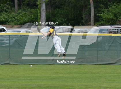 Thumbnail 2 in Staples vs. Amity Regional (CIAC Class LL Final) photogallery.