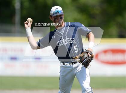 Thumbnail 2 in Staples vs. Amity Regional (CIAC Class LL Final) photogallery.