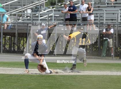 Thumbnail 1 in Staples vs. Amity Regional (CIAC Class LL Final) photogallery.