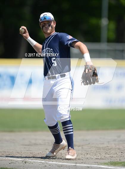 Thumbnail 3 in Staples vs. Amity Regional (CIAC Class LL Final) photogallery.