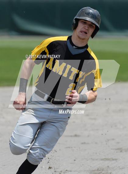 Thumbnail 3 in Staples vs. Amity Regional (CIAC Class LL Final) photogallery.