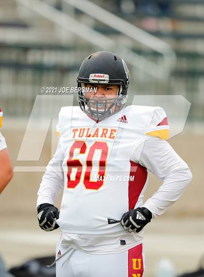 Thumbnail 2 in Tulare Union @ Garces Memorial photogallery.