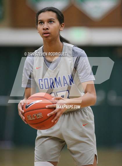 Thumbnail 2 in Bishop Gorman vs. Clovis North (MLK Showcase) photogallery.