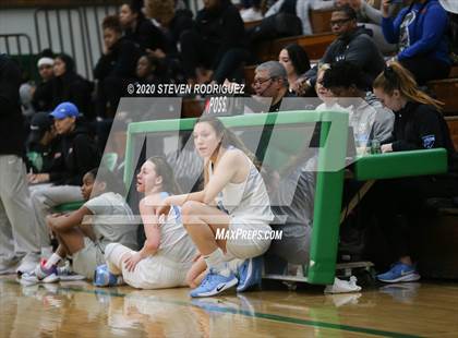 Thumbnail 2 in Bishop Gorman vs. Clovis North (MLK Showcase) photogallery.