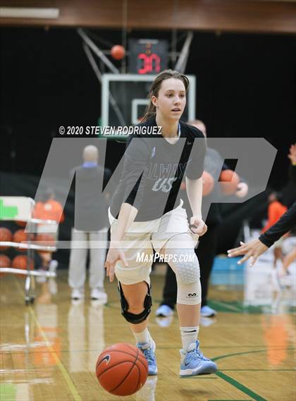 Thumbnail 1 in Bishop Gorman vs. Clovis North (MLK Showcase) photogallery.