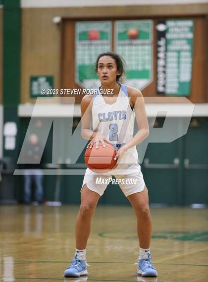 Thumbnail 2 in Bishop Gorman vs. Clovis North (MLK Showcase) photogallery.
