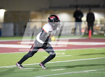 Thumbnail 2 in Dripping Springs v Manor (UIL 6A DII Area Playoff) photogallery.