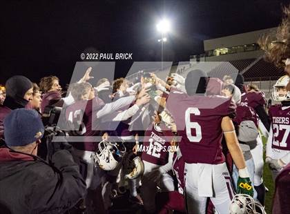 Thumbnail 1 in Dripping Springs v Manor (UIL 6A DII Area Playoff) photogallery.