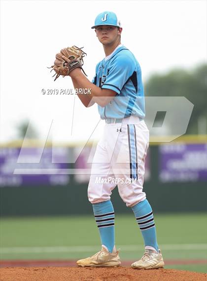 Thumbnail 3 in Lake Travis vs San Antonio Johnson (UIL 6A Regional Quaterfinal) photogallery.