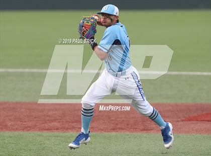 Thumbnail 3 in Lake Travis vs San Antonio Johnson (UIL 6A Regional Quaterfinal) photogallery.