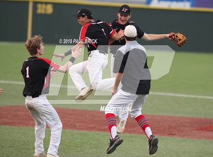Thumbnail 3 in Lake Travis vs San Antonio Johnson (UIL 6A Regional Quaterfinal) photogallery.
