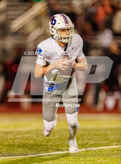 Thumbnail 2 in Fort Dorchester vs Carolina Forest (SCHSL 5A Div 1 Round 2) photogallery.