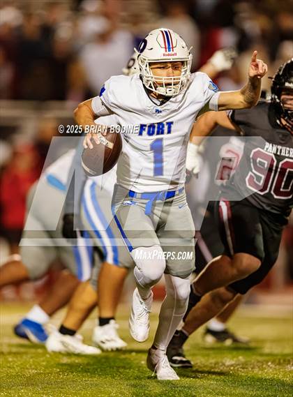 Thumbnail 3 in Fort Dorchester vs Carolina Forest (SCHSL 5A Div 1 Round 2) photogallery.