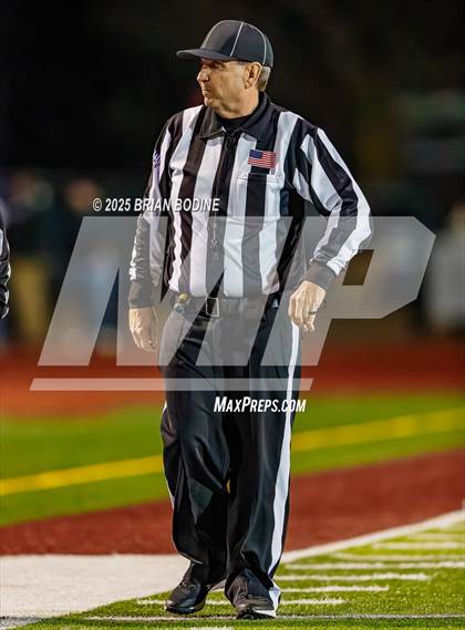 Thumbnail 2 in Fort Dorchester vs Carolina Forest (SCHSL 5A Div 1 Round 2) photogallery.