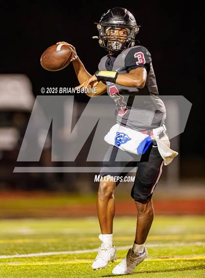 Thumbnail 2 in Fort Dorchester vs Carolina Forest (SCHSL 5A Div 1 Round 2) photogallery.