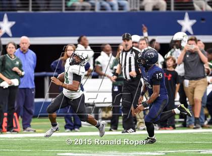 Thumbnail 3 in Wylie East vs. Poteet (UIL 5A D1 Area Playoff) photogallery.