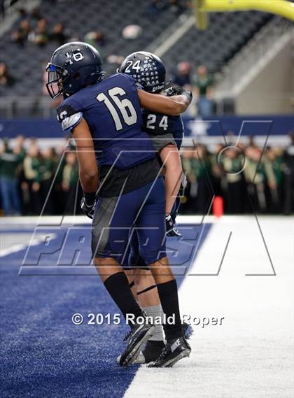 Thumbnail 2 in Wylie East vs. Poteet (UIL 5A D1 Area Playoff) photogallery.