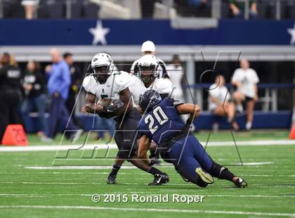 Thumbnail 2 in Wylie East vs. Poteet (UIL 5A D1 Area Playoff) photogallery.