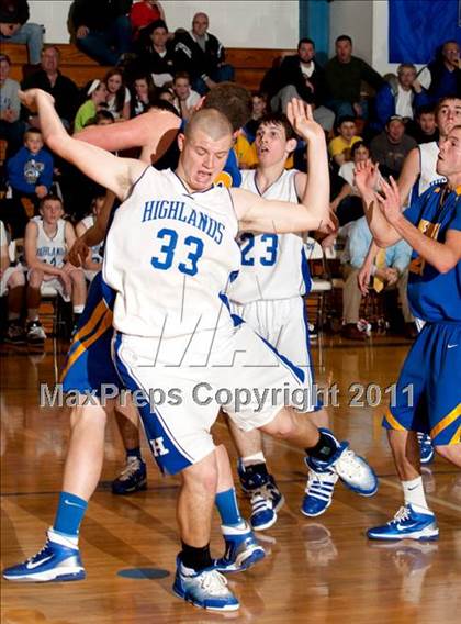 Thumbnail 3 in Newport Central Catholic @ Highlands photogallery.