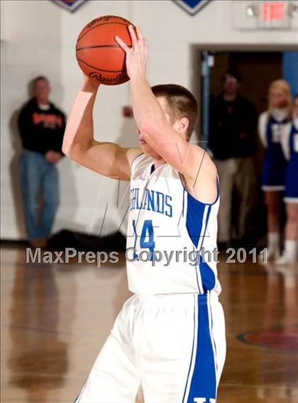 Thumbnail 2 in Newport Central Catholic @ Highlands photogallery.
