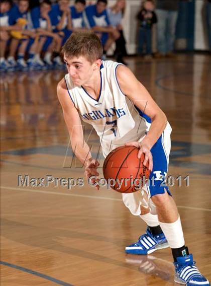 Thumbnail 2 in Newport Central Catholic @ Highlands photogallery.