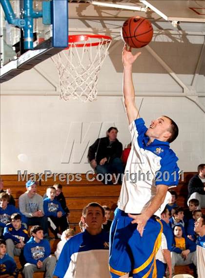 Thumbnail 3 in Newport Central Catholic @ Highlands photogallery.