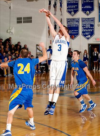 Thumbnail 3 in Newport Central Catholic @ Highlands photogallery.