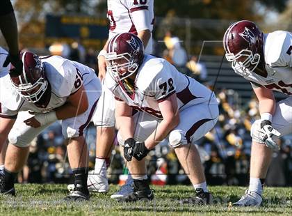 Thumbnail 2 in DeSmet Jesuit vs. Hazelwood Central (MSHSAA District Playoff) photogallery.