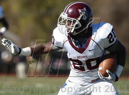 Thumbnail 3 in DeSmet Jesuit vs. Hazelwood Central (MSHSAA District Playoff) photogallery.