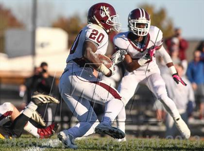 Thumbnail 2 in DeSmet Jesuit vs. Hazelwood Central (MSHSAA District Playoff) photogallery.