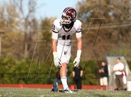 Thumbnail 3 in DeSmet Jesuit vs. Hazelwood Central (MSHSAA District Playoff) photogallery.