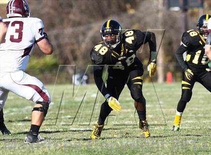 Thumbnail 3 in DeSmet Jesuit vs. Hazelwood Central (MSHSAA District Playoff) photogallery.