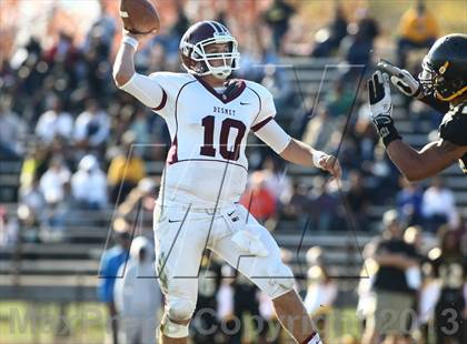 Thumbnail 1 in DeSmet Jesuit vs. Hazelwood Central (MSHSAA District Playoff) photogallery.