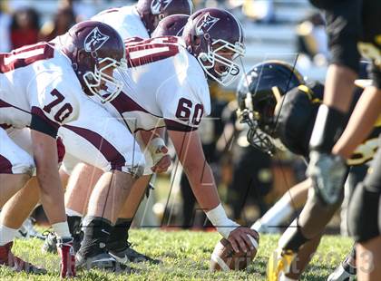 Thumbnail 1 in DeSmet Jesuit vs. Hazelwood Central (MSHSAA District Playoff) photogallery.