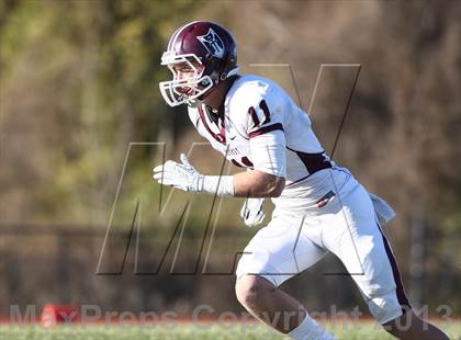 Thumbnail 1 in DeSmet Jesuit vs. Hazelwood Central (MSHSAA District Playoff) photogallery.