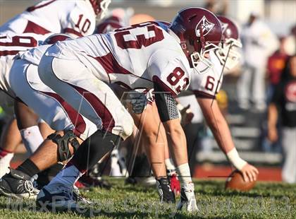 Thumbnail 1 in DeSmet Jesuit vs. Hazelwood Central (MSHSAA District Playoff) photogallery.