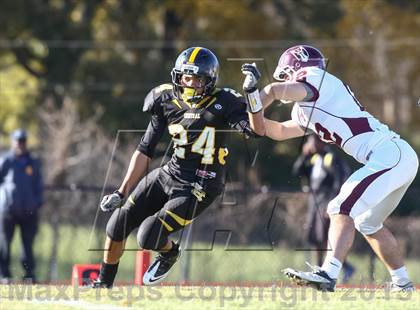 Thumbnail 1 in DeSmet Jesuit vs. Hazelwood Central (MSHSAA District Playoff) photogallery.