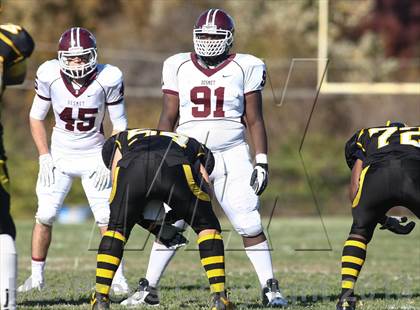 Thumbnail 2 in DeSmet Jesuit vs. Hazelwood Central (MSHSAA District Playoff) photogallery.