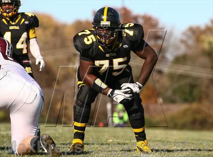 Thumbnail 1 in DeSmet Jesuit vs. Hazelwood Central (MSHSAA District Playoff) photogallery.