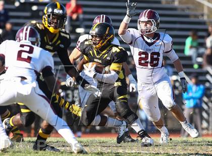 Thumbnail 3 in DeSmet Jesuit vs. Hazelwood Central (MSHSAA District Playoff) photogallery.