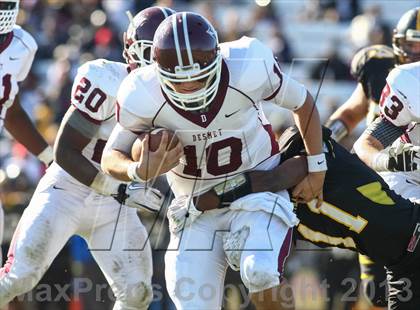 Thumbnail 3 in DeSmet Jesuit vs. Hazelwood Central (MSHSAA District Playoff) photogallery.