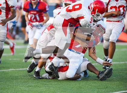 Thumbnail 2 in Waco @ Midway photogallery.