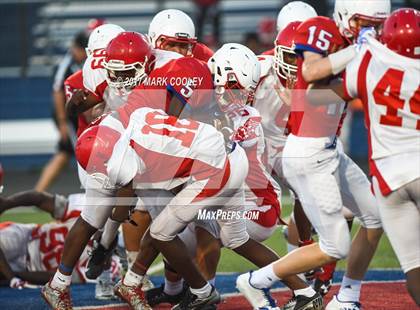 Thumbnail 1 in Waco @ Midway photogallery.