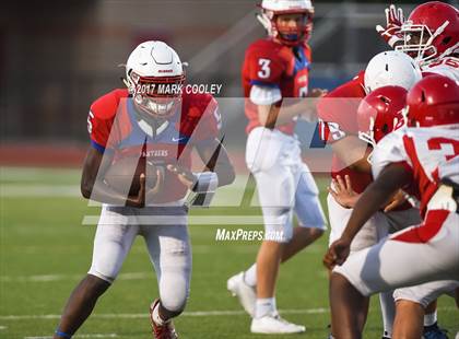 Thumbnail 1 in Waco @ Midway photogallery.