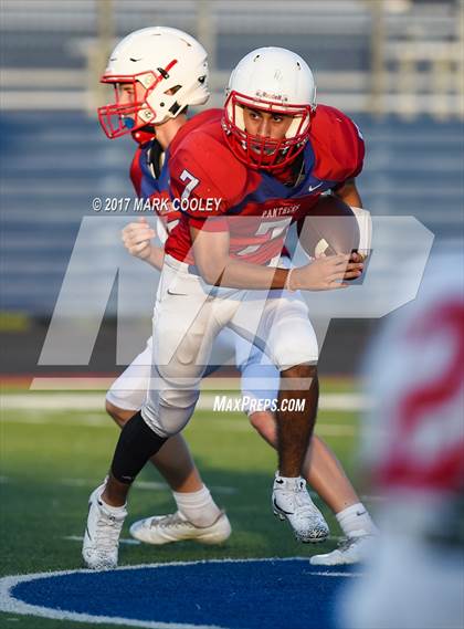 Thumbnail 2 in Waco @ Midway photogallery.