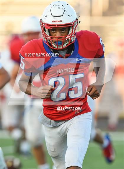 Thumbnail 2 in Waco @ Midway photogallery.