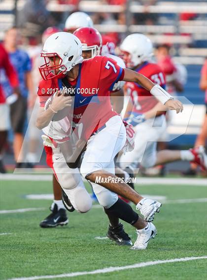 Thumbnail 2 in Waco @ Midway photogallery.