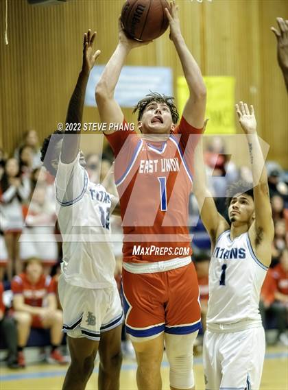 Thumbnail 1 in East Union @ Burbank (CIF SJS D3 1st round Playoff) photogallery.
