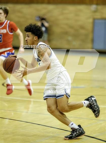 Thumbnail 1 in East Union @ Burbank (CIF SJS D3 1st round Playoff) photogallery.